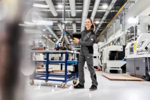 Arbeitskleidung für Damen, passgenau und strapazierfähig, Steinmüller