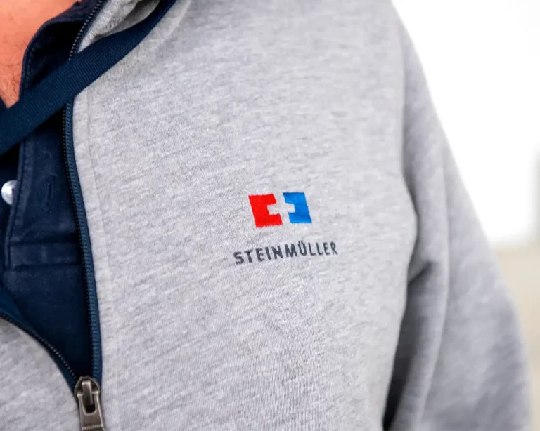 Arbeitskleidung von Steinmüller, für Steinmüller Mitarbeitende, hohe Stickqualität, 2025