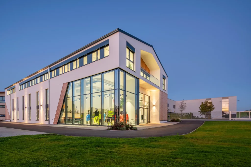 Firmengebäude Steinmüller, mit Showroom, für Besucher, Steinmüller, in Feldafing